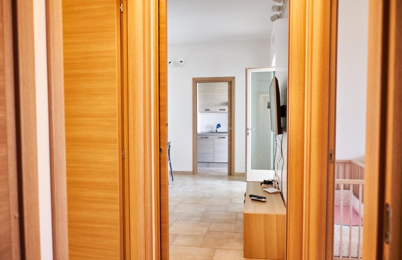 Villa Dublin - Mare Blu 2 - Ostuni วิลลานอวา ดิ ออสตูนี ภายนอก รูปภาพ